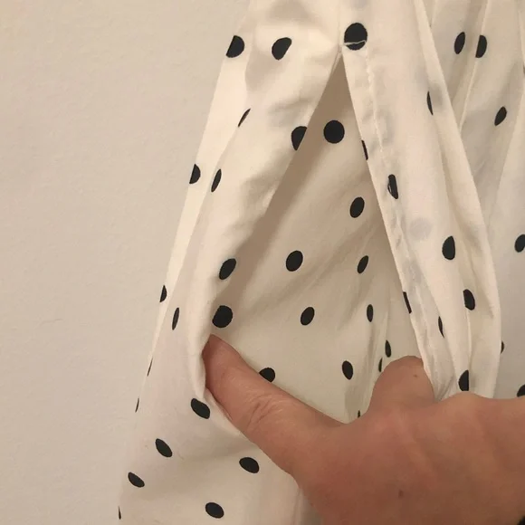 Vintage White Polka Dot High-Waisted Shorts - Picture 5 of 5